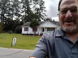 Gene Tick Property Manager was out and about today placing signs at ✨3 New  Rentals✨ 🏡🏡🏡 From Hertford to Camden and then to Moyock and then all the  way back to the