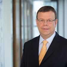 Hier finden sie eine liste von sparkasse einzahlungsautomaten in der nähe erikastraße, gröbenzell, deutschland. Ehemaliger Deutsche Bank Star Wird Vermogensverwalter Manager Magazin