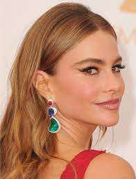 But can you sport shaggy hair if you have medium length? The New Celeb Hairstyle You Can Create In Seconds Stylecaster