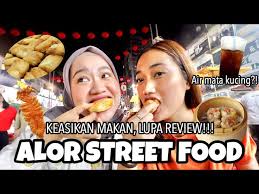 Menurut penerbit jjcm, che rozaini ahmad yang kembali menerbitkan program popular menerusi tv3 itu, maria bukan. Nyobain Kuliner Enak Di Alor Street Food Surga Nya Kuliner Youtube