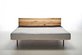 Das innenmaß unseres bettes beträgt 220cm x 200cm. Mazzivo Mobel Outlet I Zeitlose Designerbetten Ab Werk Modo Designerbett Aus Holz