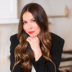 Candice Grove's Instagram, Twitter & Facebook