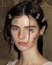 makeup details at simone rocha ss22 by thomas de kluyver ˚୨୧⋆｡