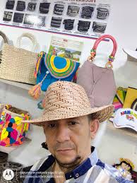 Artesanías Auténticas Colombianas