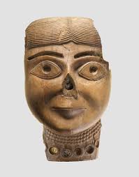 Mesopotamian goddesses' jewelry and adornments