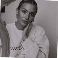 70+ "Laura Vilas" profiles