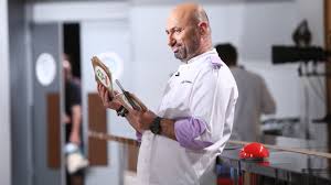 În războiul lumilor partea ii, deși echipa lui ben nu reușește să împiedice sosirea flotei dnalien, dar această luptă nu poate fi câștigată pe pământ. Iadul BucÄtarilor Hell S Kitchen Romania Season 01 Episode 01 By CÄlin S