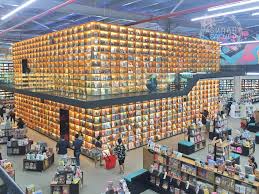 Uniknya Bookxcess Sunway Big Box Sunway Iskandar Sunah Suka Sakura