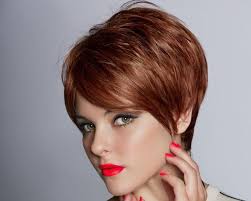 Kratky uces kratke ucesy ucesy sestrihy. Pixie Bob Uces Na Kratke A Stredni Vlasy Foto