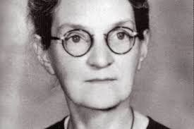 Her childhood friends • Inside Story