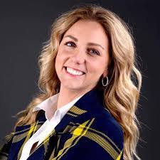 Janet Gemmell's Instagram, Twitter & Facebook