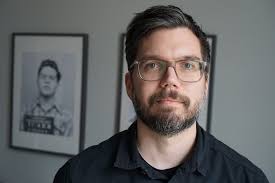 Daniel Ruder is an audio engineer with close associations with SLCC. He was  born and raised in St. Louis and is an adjunct faculty member at Webster  University in the Department of