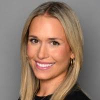 Elizabeth Mather's Instagram, Twitter & Facebook