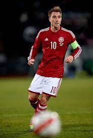 Siden klubbens opstart i 2004 har vi inviteret alle danskere i london til en stor dansk julefrokost med alt hvad den indebærer af hjemmelavet dansk julemad. Pin On National Team Football
