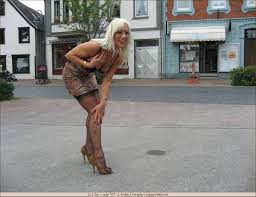 Lady Gina Legsworld - Mega Porn Pics