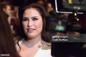 121 Molly Mello Foton och högupplösta bilder