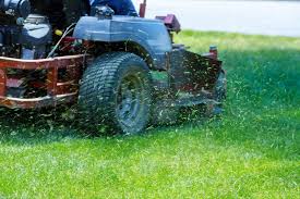 How to price lawn care service. Cost To Mow And Maintain Lawn Lawn Service Cost