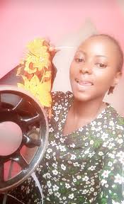 Lace yourself in confidence 🥰❤️