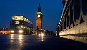 Big ben refers to the great bell which is part of the clock in the palace of westminster but is commonly used to refer to the elizabeth tower at the north end of the the great bell, popularly called big ben, weighs 13.7 tonnes and would normally strike every hour, to the note of e natural. Big Ben Time Out