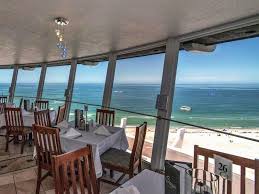 This Revolving Restaurant In Florida Is Perfect For Your Next Date Night Florida Restaurants St Petersburg Florida Restaurants St Petes Beach Florida
