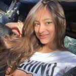 Sonia Avilla's Instagram, Twitter & Facebook