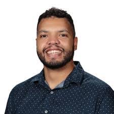 Shane Chatfield's Instagram, Twitter & Facebook