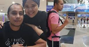 Kanker payudara adalah kanker pembunuh terbesar di indonesia, kenali penyebab, gejala kanker invasif terjadi ketika kanker telah menyebar ke bagian lain payudara tahap 3c: Biarpun Hidap Kanser Payudara Tahap 4 Isteri Ini Buat Prank Sempena Hari Jadi Suami Inspirasi Keluarga