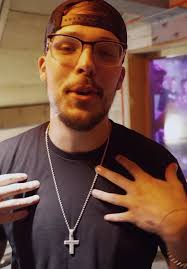 @Chase Matthew brought the energy to Manchester tonight @The Deaf Institute  ! 🔥🎶 Currently tearing it up