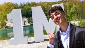 J Ai Fais Une Dinguerie Pour Mon Million Sur Instagram Vlog Making Of Youtube La team crouton en vacances de neiges au canada ! j ai fais une dinguerie pour mon million sur instagram vlog making of