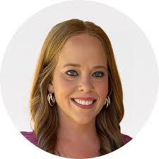 Kimberly Cutright's Instagram, Twitter & Facebook