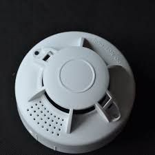 You should also have a smoke detector on the hallway ceiling outside of sleeping areas (bedrooms). China Hotels Use Fire Alarm Standalone Smoke Detector Cigarette Photoelectric Smoke Alarm Detector China Smoke Detector Sensor Smoke Alarm Sensor
