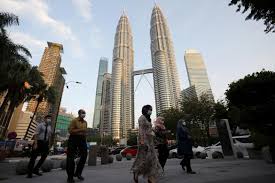 Eateries, grocery shops, petrol stations allowed to operate from 6am until midnight — selangor mb. Malaysia Expands Covid 19 Movement Curbs To All But 3 States In Peninsular Se Asia News Top Stories The Straits Times