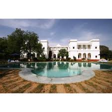 Celebritycrush Saif Ali Khan The Current Nawab Of Pataudi Has A Huge Ancestral Property In His Name In Pataudi Lets Floor Patterns Kc Designs House Styles