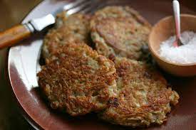 Classic Potato Latkes Recipe Recipe Latkes Recipes Potato Latke Recipe Potato Latkes