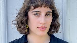 Victoria Mccarthy's Instagram, Twitter & Facebook