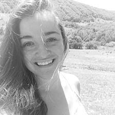 Kaitlyn Samons's Instagram, Twitter & Facebook