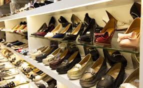Indirizzo, numero di telefono, fax, codice postale, indirizzo del sito web, orario di lavoro, foto dell'ufficio. Dling Fashion W L L Valancia Shoes Valancia Torino Shoes And Bags7 Dragoner
