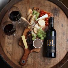 What are the best red wines for beginners to try? 2017 Cabernet Sauvignon Wine 91 Pts Halliday H L