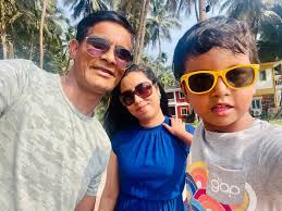 ☀️ + 😎 + Squad = 💯 DR-Debasmita Mukherjee Paul #Goa #Family #Sp1  #SubrataPaul
