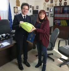 Tribunale per i minorenni di lecce. Rotary Club Nardo Ha Donato Un Defibrillatore Zoll Alla Procura Della Repubblica Presso Il Tribunale Per I Minorenni Di Lecce Lorasalento Loradinardo