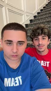 Lacy Bowyer's Instagram, Twitter & Facebook