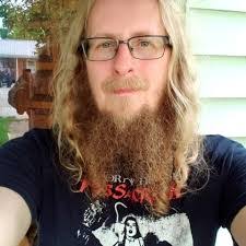 Sean Menge's Instagram, Twitter & Facebook