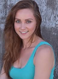 Amy Strang's Instagram, Twitter & Facebook