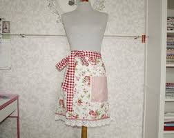 Schurze Landhausschurze Kuchenschurze Halbschurze Kochschurze Schurze Mit Uberschurze Ikea Rosali Rosen Aufwendige Schurze Maxi Cosi Fashion Maxi