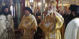 Οι προσπάθειες ίδρυσης της ενορίας άρχισαν το 2001 υπό την ευλογία του. 8eia Leitoyrgia Sthn Iera Patriarxikh Kai Stayrophgiakh Monh Agias Eirhnhs Xrysobalantoy Astoria Iera Mhtropolh Arkaloxwrioy Kastellioy Kai Biannoy