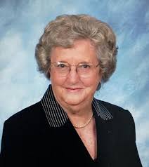 Rowena Weaver's Instagram, Twitter & Facebook