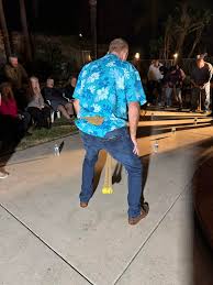 Round 3. I don't have any pics of the scuba game. Did anyone get any?