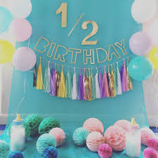 Half Birthday Photo Booth Styling At Sweet Room At Hotel In Tokyo C Est Un Anniversaire De Pour Bebes De Half Birthday Baby Half Birthday Party Half Birthday