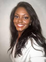 Hi everyone! My name is Ally, I'm 22 years old, a Michigander, and  graduating this April with a French Degree. I am a person who stutters,  loves coffee, has been a fan