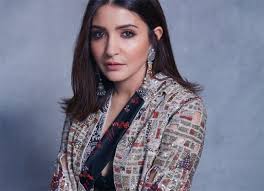 In the film, arjun kapoor plays a cop named pinky while parineeti is an ambitious. Anushka Sharma Tries Guess The Gibberish Filter On Instagram And Almost Succeeds In Guessing The Right Words Bollywood News Bollywood Hungama